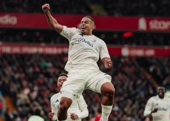 Liverpool sigue cuesta abajo en la Premier