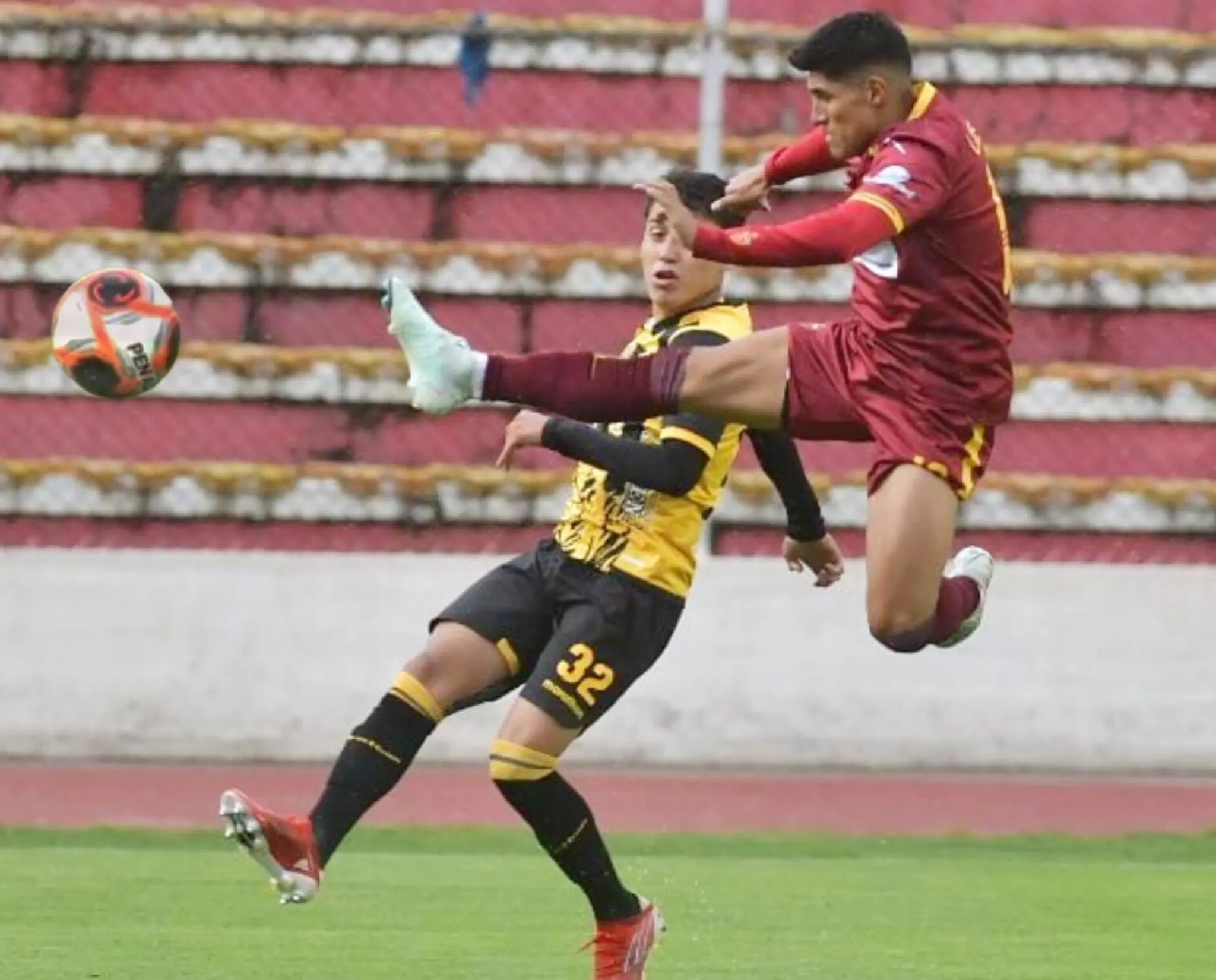 The Strongest vence, alcanza la cima y va a la Libertadores 2026