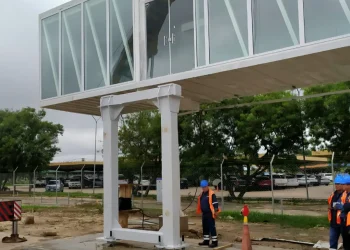 Puentes de abordaje en tres aeropuertos alcanzan 85% de avance