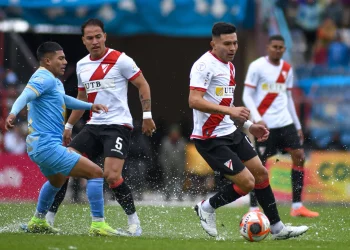 Always y Bolívar igualan 1-1, sigue la disputa por el título