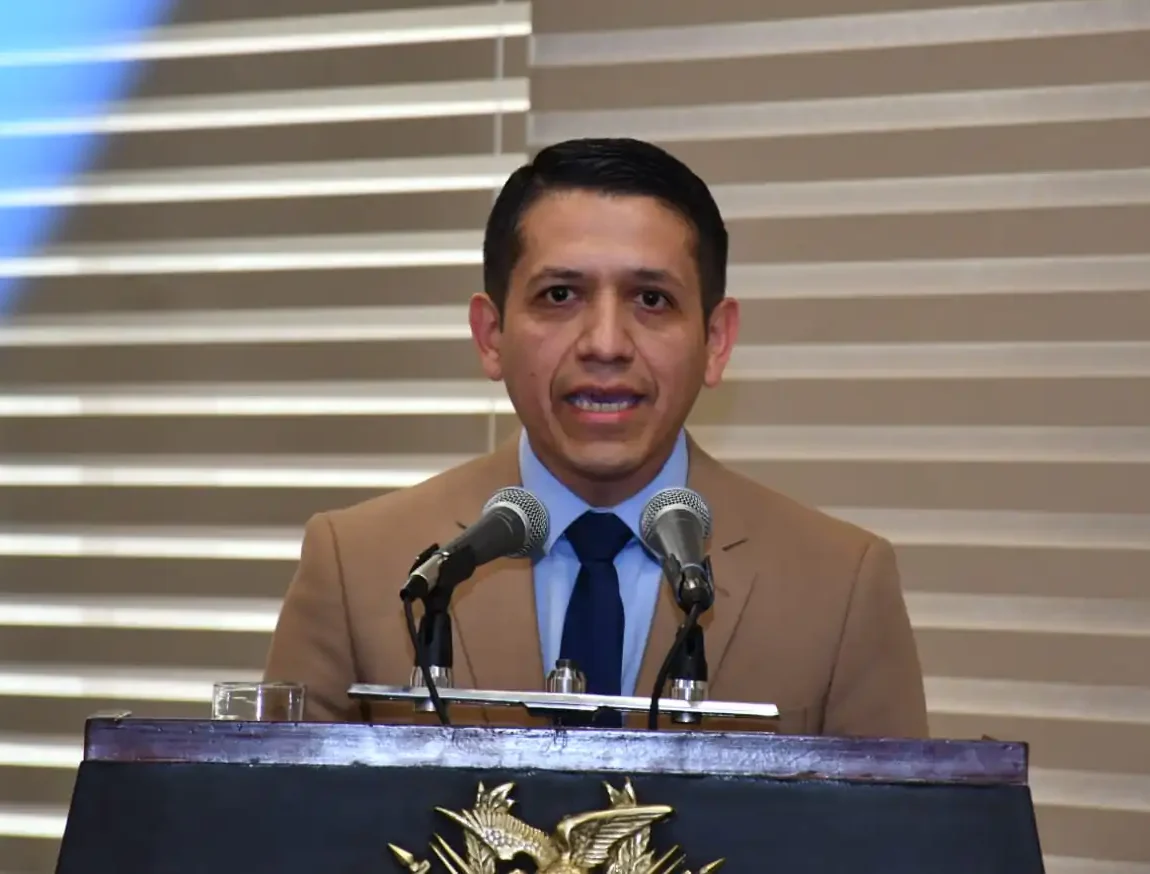 Transparencia auditará los últimos 20 años de administración estatal