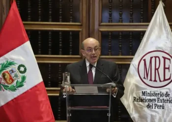 El canciller peruano dijo que no es posible ingresar a la embajada de México/RPP