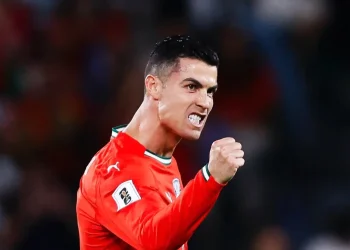 Ronaldo podrá jugar primer partido del Mundial pese a tarjeta roja