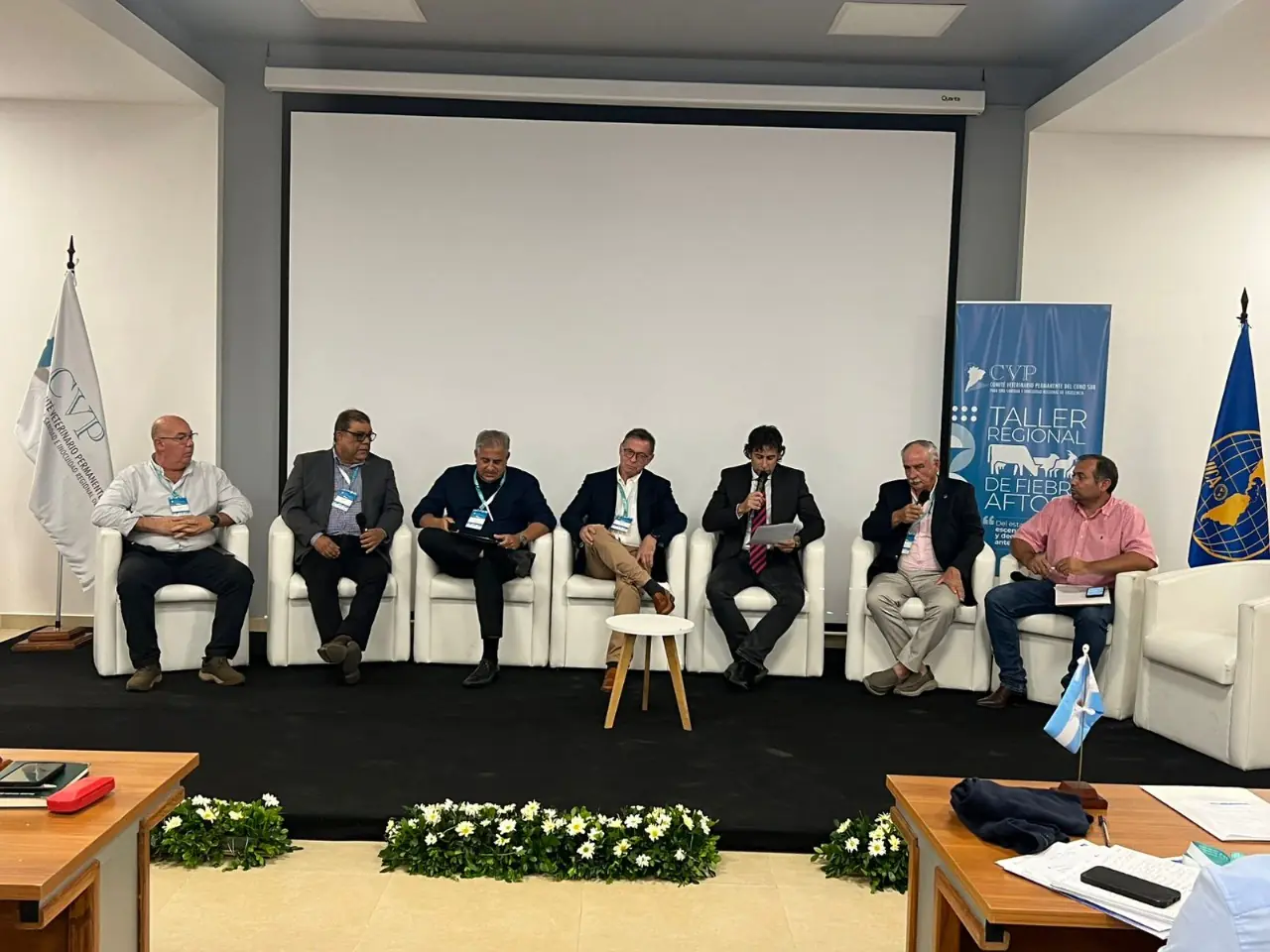 Congabol refuerza compromiso regional en taller sobre fiebre aftosa