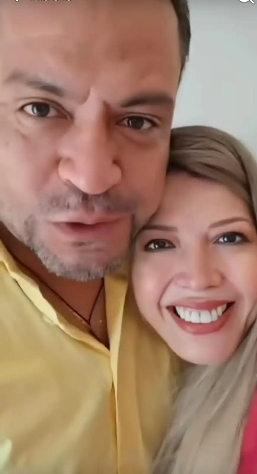 El exlaclade de La Paz Luis Revilla y su esposa Maricruz Ribera. FOTO: RRSS