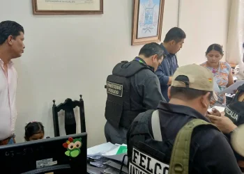 Caso ‘autoprorrogados’: Fiscalía y Policía allanan oficina del presidente del TDJ Beni