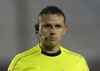 El árbitro de gran experiencia Gery Vargas dirigirá el clásico paceño