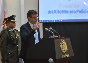 Paz pide a la Policía y FFAA recuperar soberanía en el país