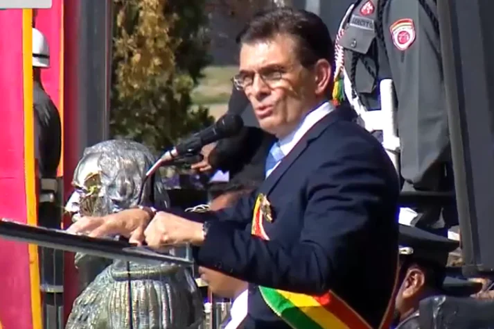 Paz: No se puede entender unas FFAA sin compromiso y obediencia a la libertad