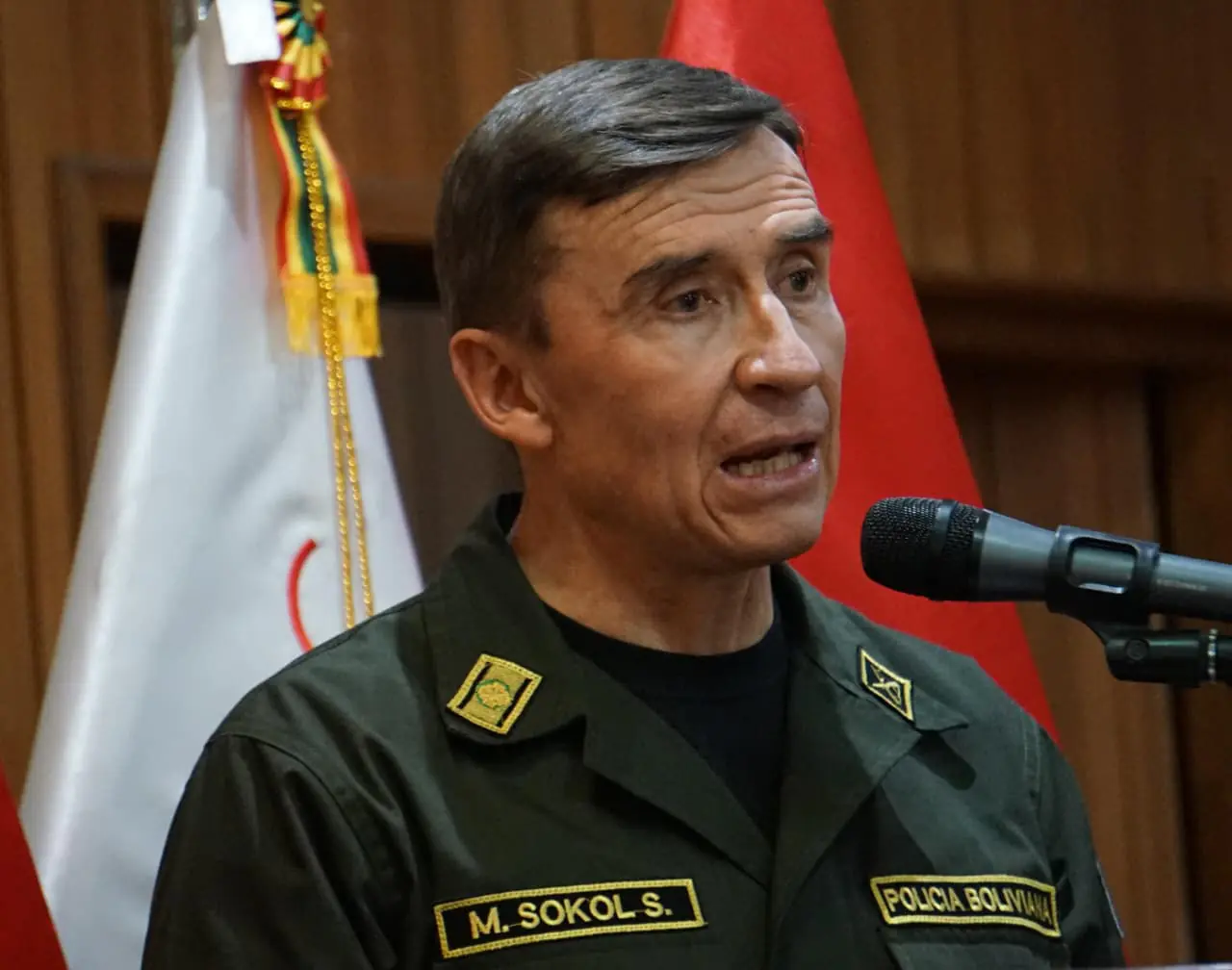 Comandante Sokol impulsa cambios para ‘ordenar’ la Policía