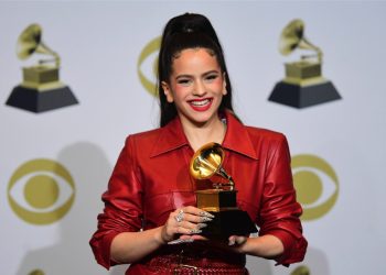 La cantante Rosalía lanzará su nuevo disco en los próximos meses