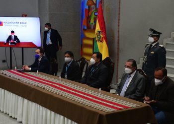 El Gobierno espera cerrar la compra de otra vacuna en ‘las próximas horas’