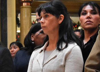 El TSE suspende e inicia proceso disciplinario contra la vocal Rosario Baptista