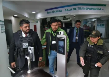 Fiscalía allana oficinas de la ANH por denuncias de corrupción