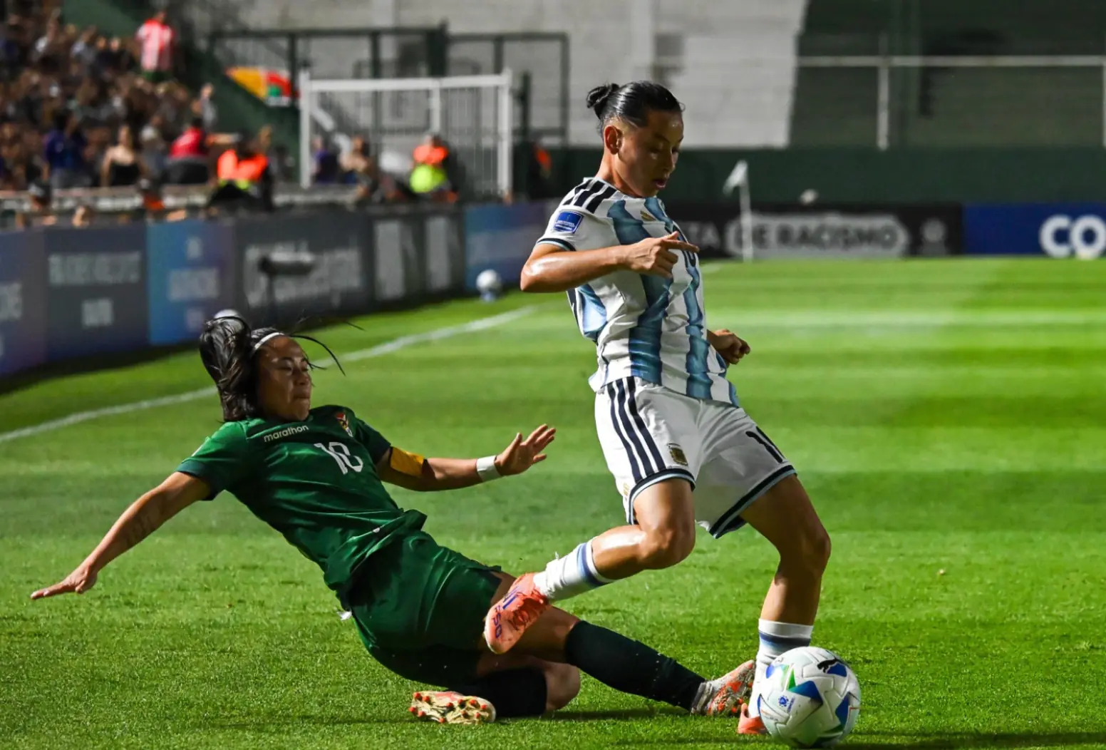 La ‘Verde’ cae ante Argentina 8-0 y complica su pase al Mundial