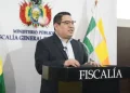 El fiscal general del Estado, Roger Mariaca, en conferencia de prensa. FOTO: FGE