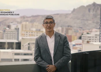 Espinoza: Privatización de empresas públicas dependerá de la Asamblea