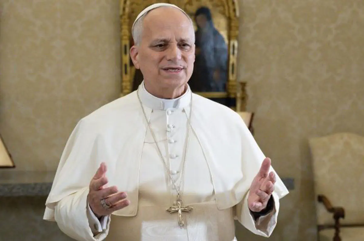 El Papa reza por víctimas del incendio en Suiza, que deja 40 muertos