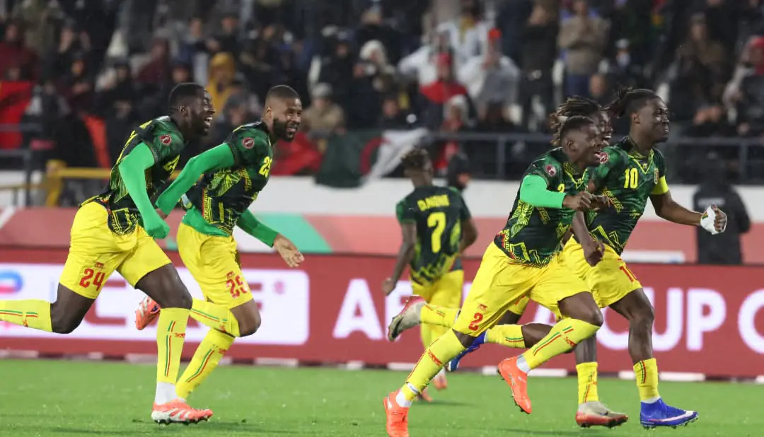 Mali da la sorpresa al eliminar a Túnez en los penales en Copa África
