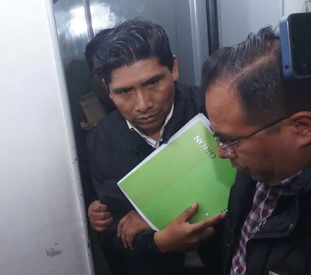 Franklin Flores y su abogado aseguran tener pruebas de su inocencia
