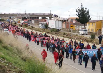 Marcha contra decretos concluye su jornada en Villa Remedios