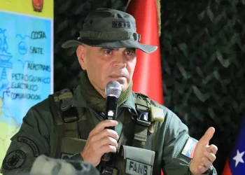 Militares reconocen a Rodríguez como presidenta encargada de Venezuela
