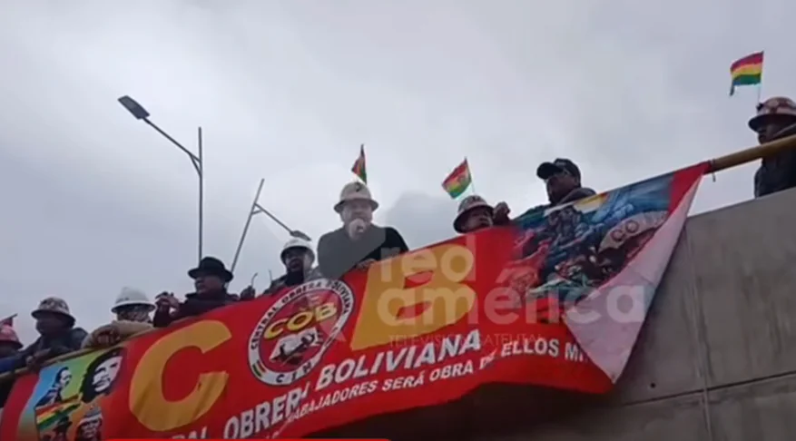Marcha ‘Bolivia no se vende’ descansa en El Alto y el lunes llega a La Paz