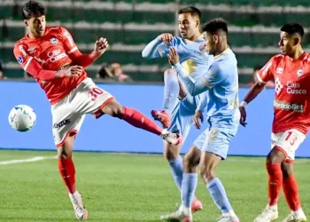 Cienciano vs Bolívar en ‘La Noche del Rojo Imperial’ en Cusco