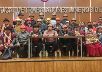 La COB anuncia bloqueo nacional de caminos contra medidas del Gobierno