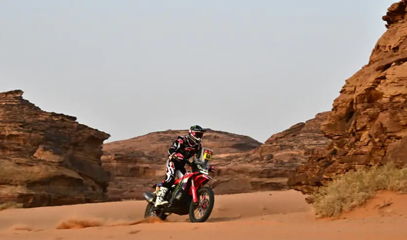 Schareina gana tercera etapa del Dakar en motos