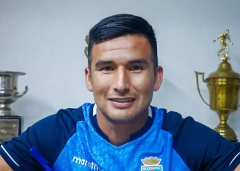 Quiroga deja agradecido el Tigre y es presentado en Blooming