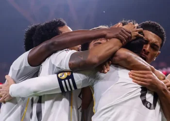 Real Madrid vence al Atlético 2-1 y jugará final de Supercopa