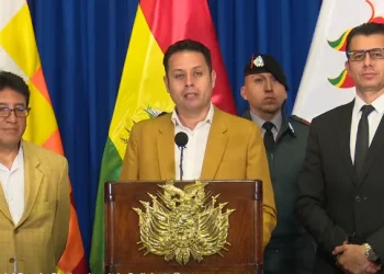Lara presenta proyecto de ley para frenar artículos inconstitucionales de los DS 5503 y 5515