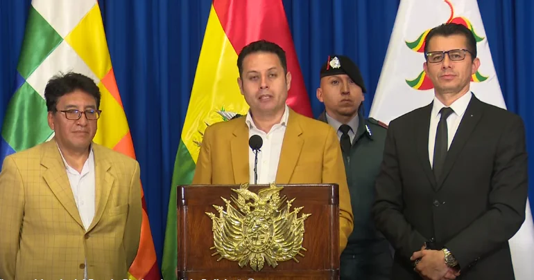 Lara presenta proyecto de ley para frenar artículos inconstitucionales de los DS 5503 y 5515