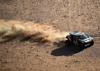 Al-Attiyah toma el mando del Dakar; en motos hay gran lucha