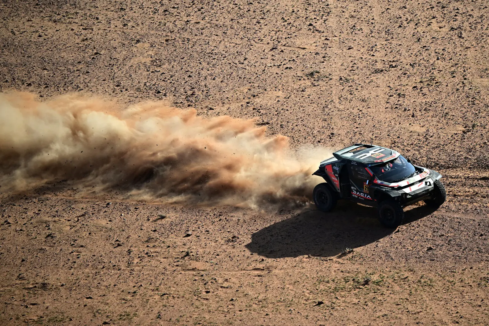 Al-Attiyah toma el mando del Dakar; en motos hay gran lucha