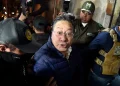 Sancionan a Luis Arce con restricción de visitas por hallazgo de celular en su celda