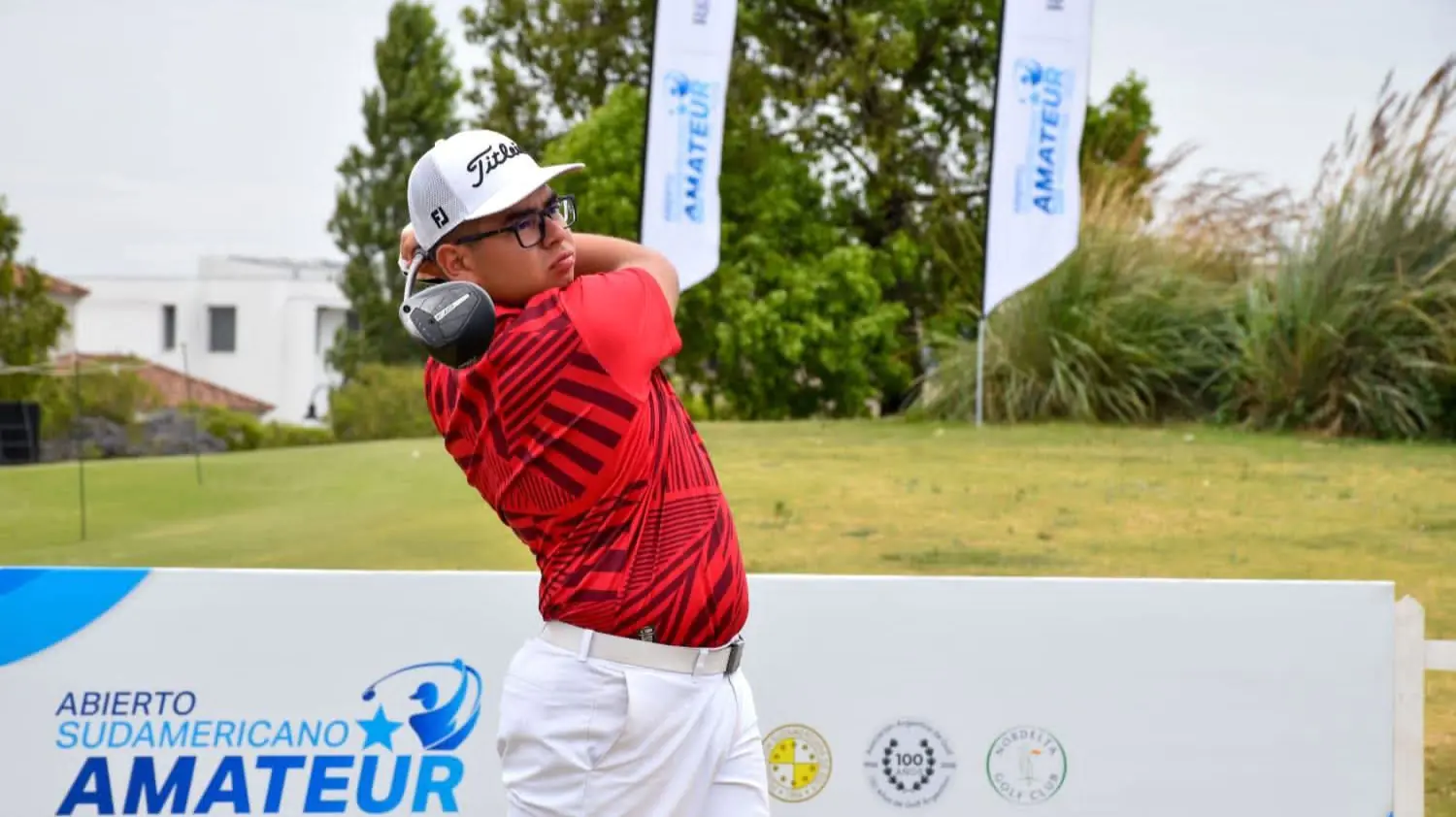 Vicente Quiroga asciende al cuarto lugar del Sudamericano Amateur
