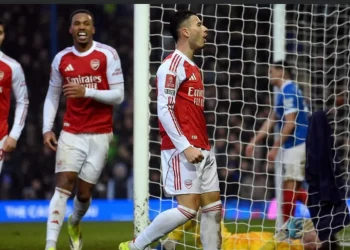 Martinelli se redime con un triplete y el Arsenal avanza en la FA Cup