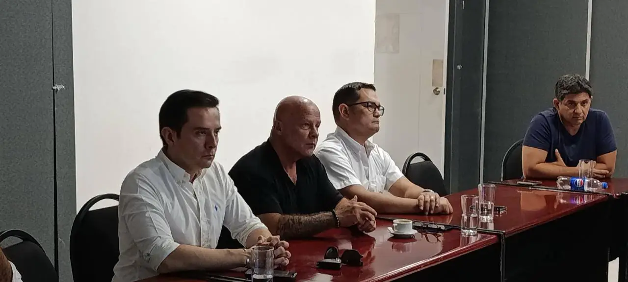 Gobierno socializa nueva norma para facilitar exportaciones