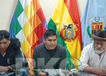 CSUTCB levanta bloqueos por ‘humanidad’, pero sigue en emergencia