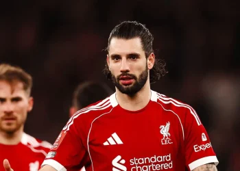 Liverpool golea y avanza sin sobresaltos en la FA Cup