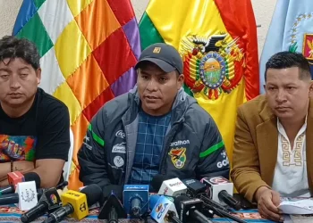 Loza afirma que para evitar la ‘receta de Maduro’ se protege a Evo las 24 horas
