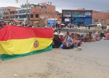 Bloqueos dejaron pérdidas de hasta $us 5 millones diarios al turismo