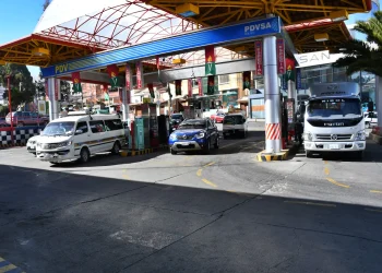 Transportistas rechazan la libre importación de combustibles