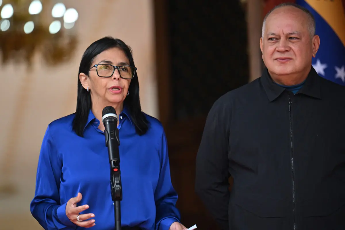 La presidenta interina de Venezuela, Delcy Rodríguez dijo que la charla fue cordial/AFP