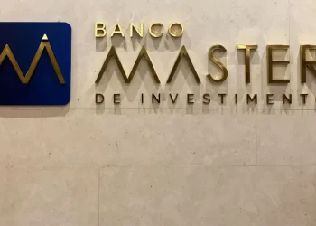 Fachada del quebrado banco Master en Brasil/CNNBrasil