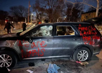 Agentes balean a venezolano en Minneapolis y se generan disturbios