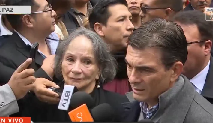Paz pone en duda su viaje a Suiza por las ‘circunstancias de la economía’