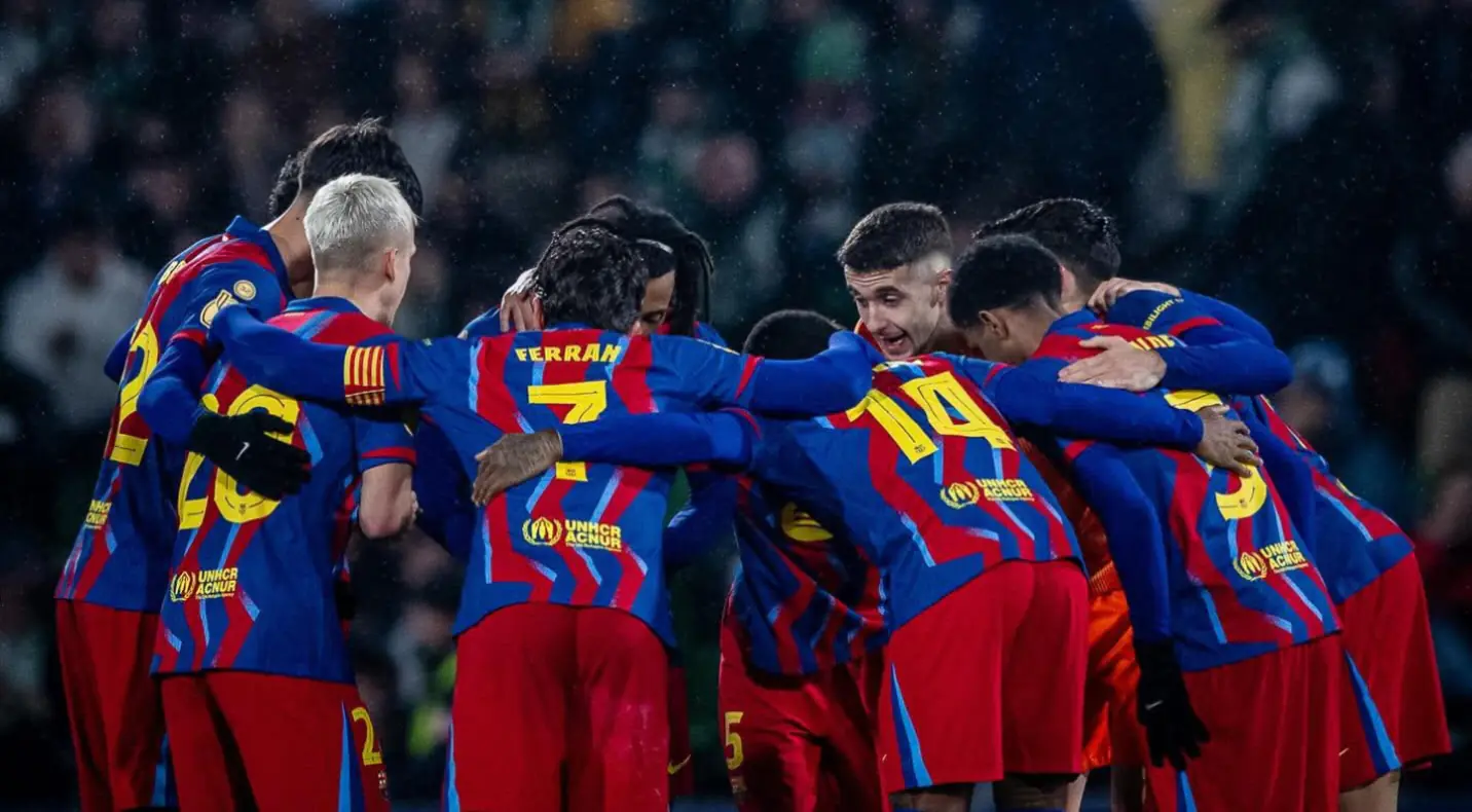 El Barça sufre en Santander pero avanza a cuartos en la Copa del Rey